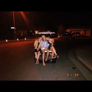 Meet your Posher, Ava